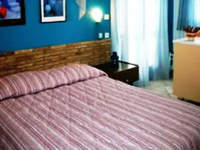Ostria Apartahotel